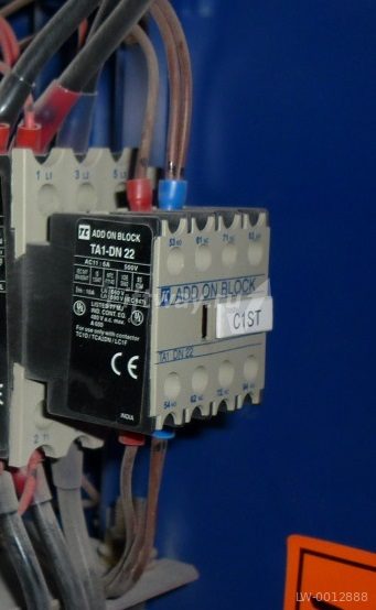 Дополнительный контакт ТА1-DN22 (2NO+2NC) эскалатора Sigma