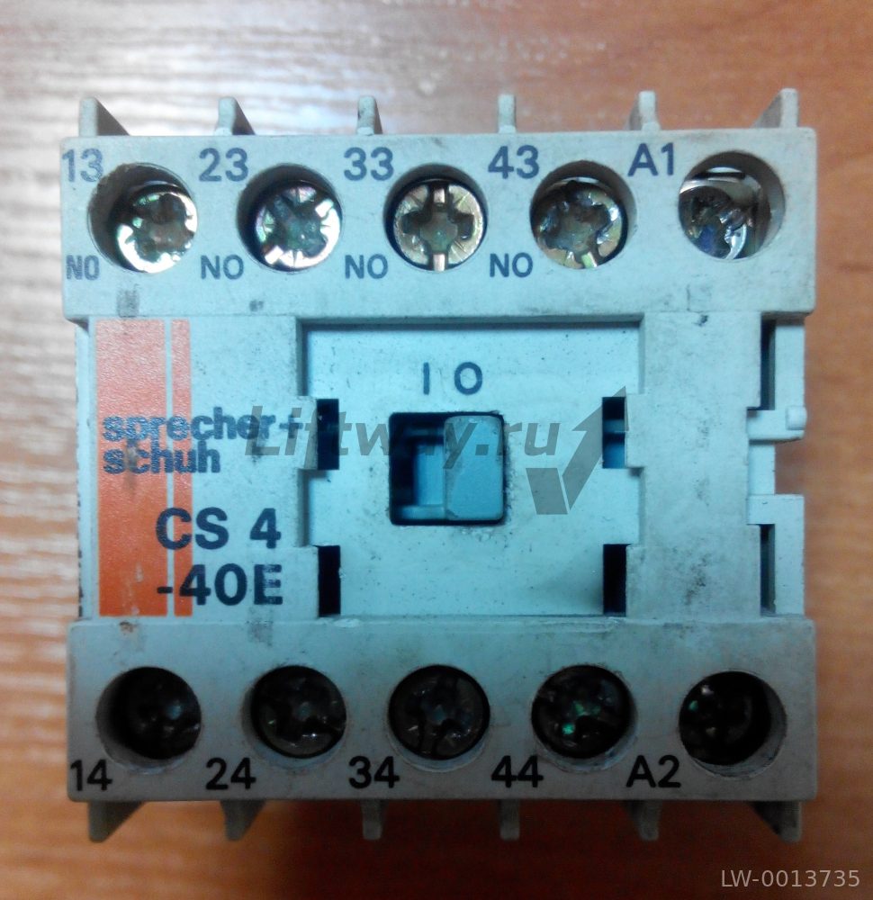 Контактор CS 4-40E катушка 220VAC