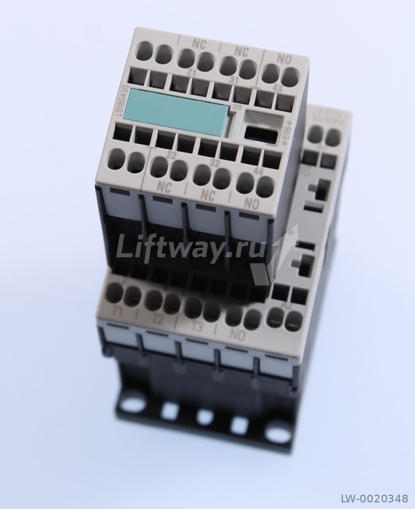 КОНТАКТОР, AC-3 5,5 KW/400 V 1НО AC 230 V, 50/60 HZ 3 ПОЛЮСА, ТИПОРАЗМЕР S00 ПРУЖИННЫЕ
