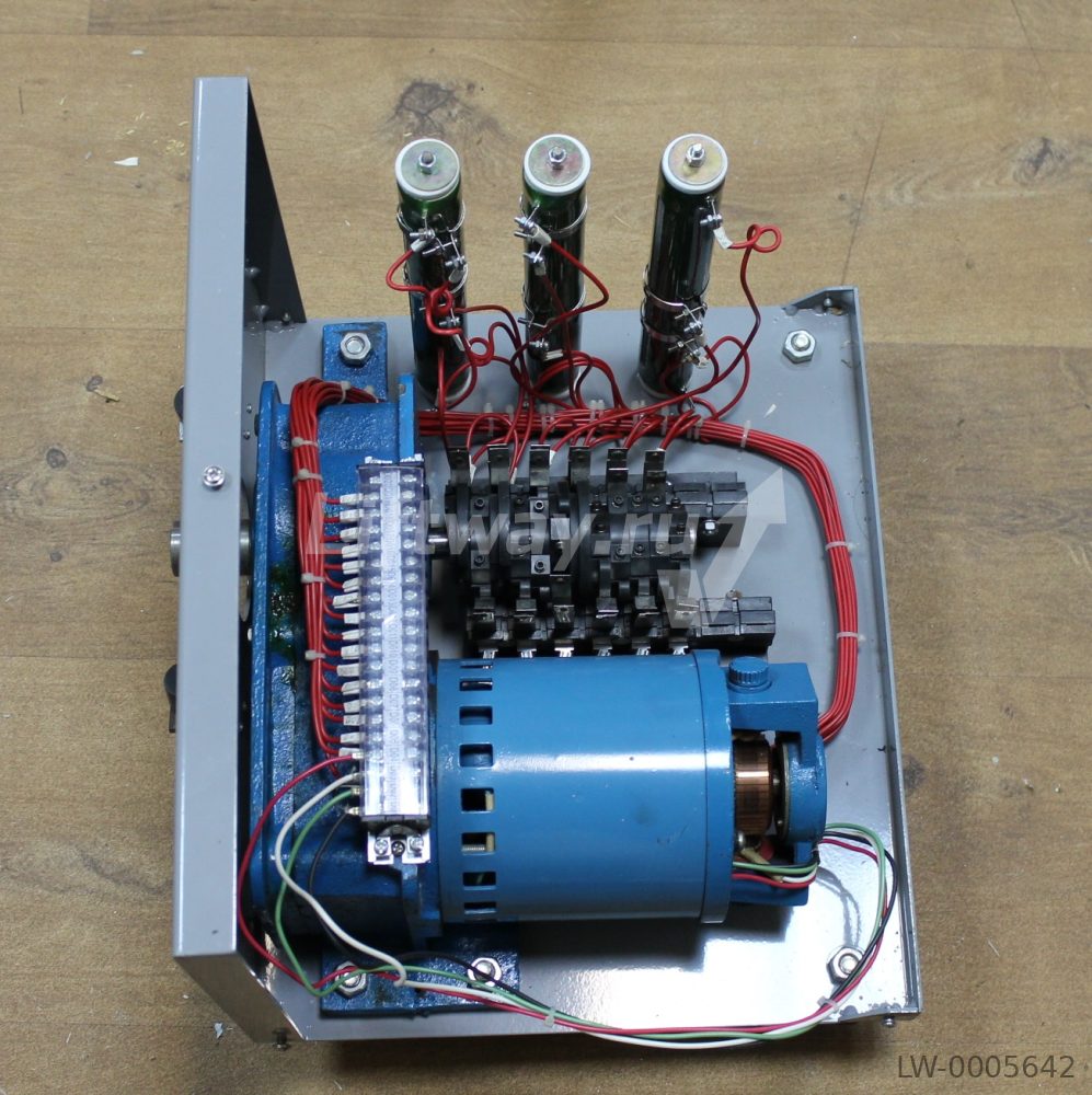 Привод ПРАВЫЙ дверей MRDS OP1000 (редуктор и DC мотор J0197B2(2S) 110W 9,9RPM 110VDC 1,6A Ratio 75/1