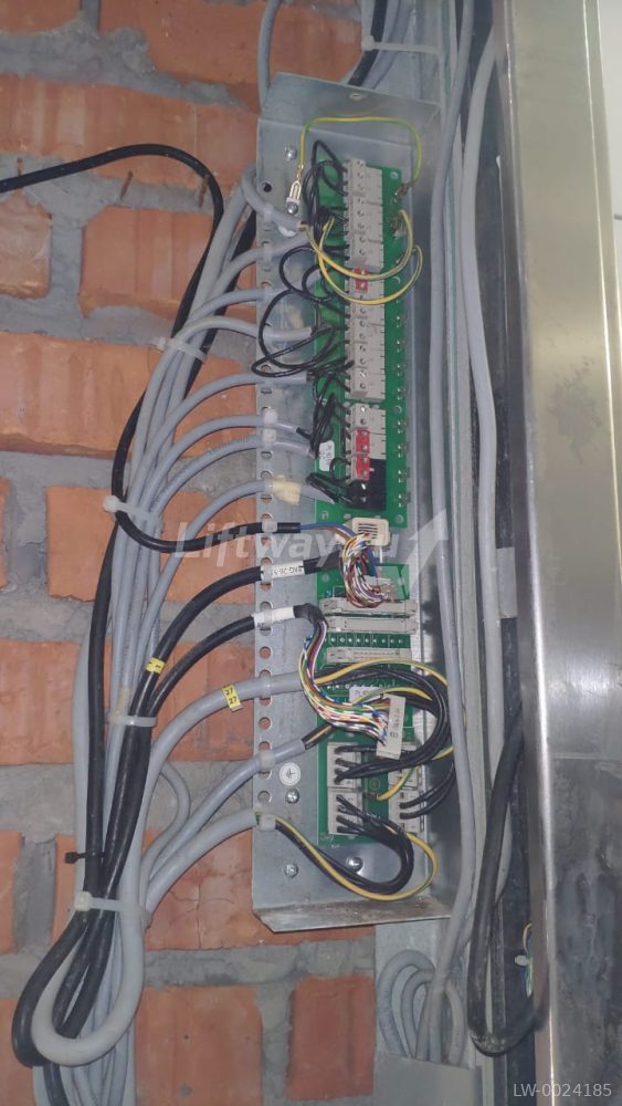 Кнопочная панель управления в сборе с платой PI625/9 и PL621/1 и зуммером EMS24 BKG