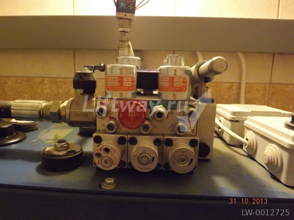 Блок клапанов EV100 3/4" - 05 / 42DC с соленоидом 12VDC с ручным насосом и шаровым клапаном