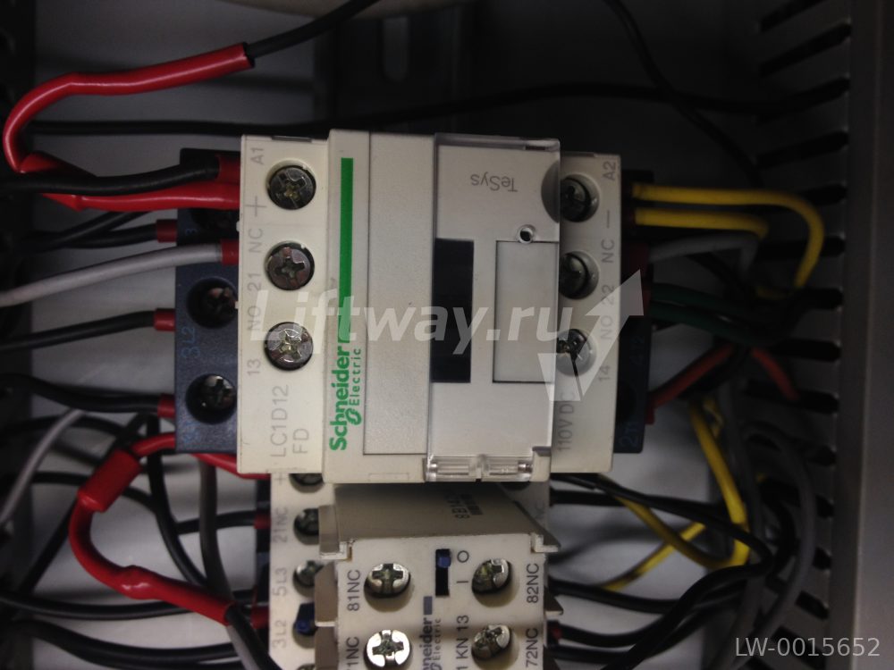 КОНТАКТОР.3Р,12A,НО+НЗ,110VDC-,ОГРАН.