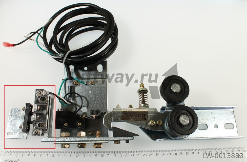 Вторичный контакт замка ДШ Sigma SAV1 без кронштейнов (для дверей шахты центрального открывания)