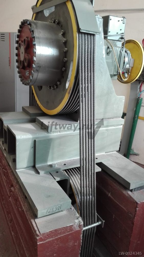 Отводной блок Ø 640х6x16мм с подш. BS2-2212-2CS и валом Ø 60 x 205мм лебедки RME410