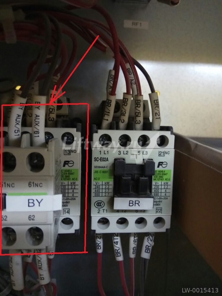 Контактор SC-E02A катушка 24 VDC